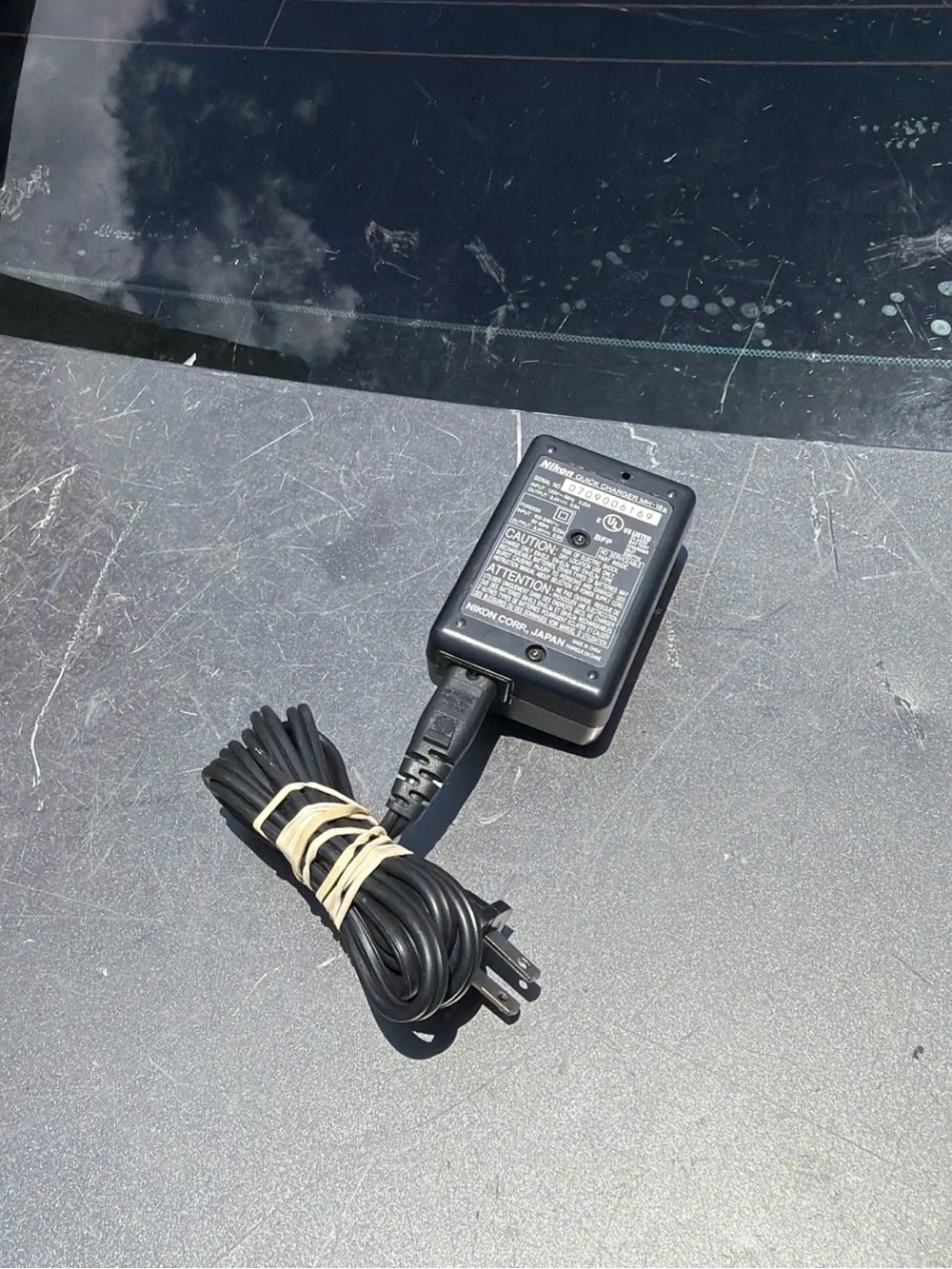 OEM Genuine Nikon MH-18a Quick Battery Charger for Nikon EN-EL3 EN-EL3A EN-EL3E